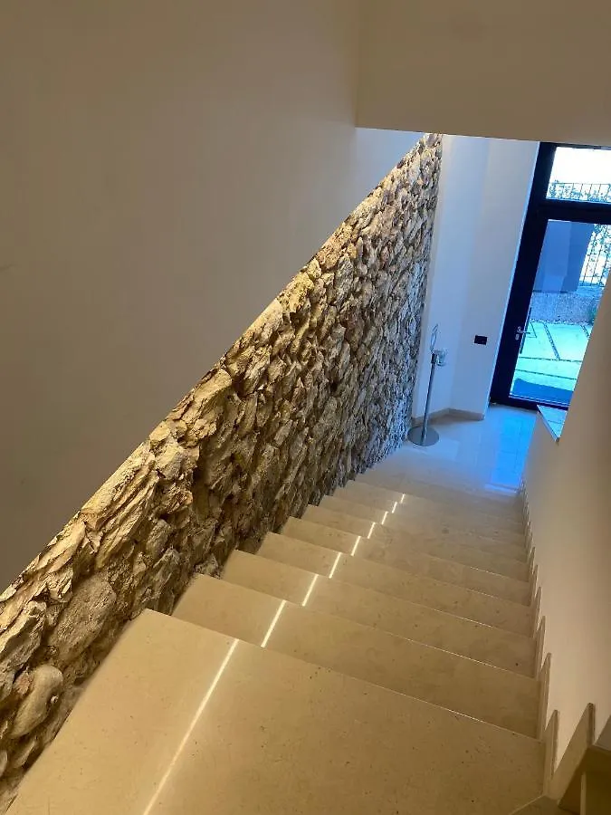 Suite Agli Archi Torri Del Benaco 0*,  Italy